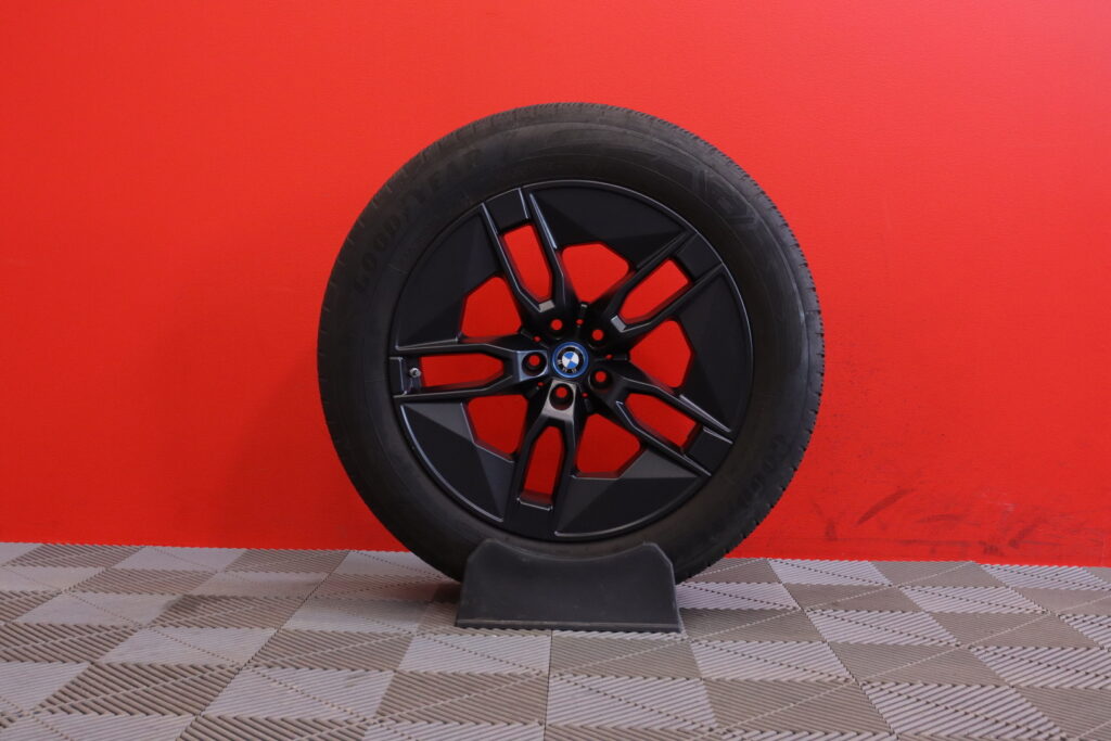 tuotekuva-BMW-iX-RXT-529-2026-05-15-092103-33 tuotekuva-BMW-iX-RXT-529-2026-05-15-092103-33