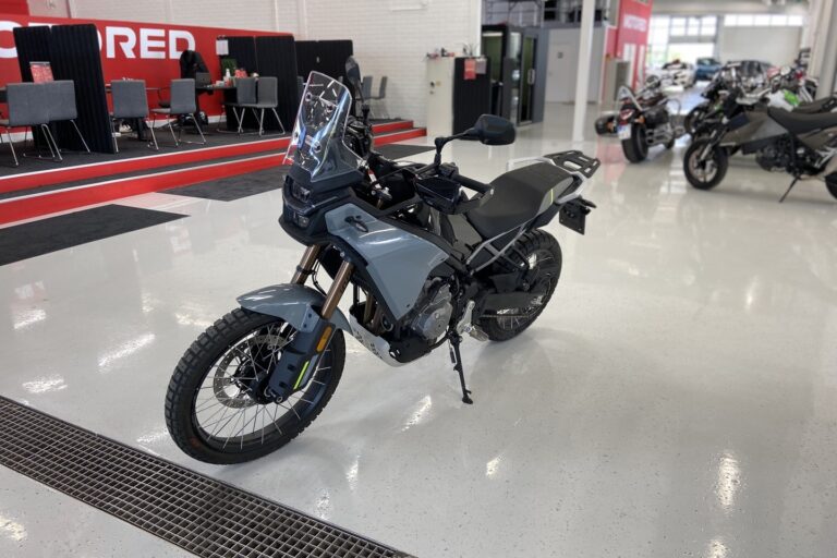 CFMOTO - 450MT - // Vaihtoehto uudelle! / TFT / TC / ABS // - Moottoripyörä