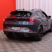 Cupra - Formentor - VZ 1.4 PHEV 180 kW e-HYBRID DSG // 1.om Suomi-Auto / Merkkihuollettu / ACC / P-kamera / Koukku / Carplay / Navi / LED // - Maastoauto