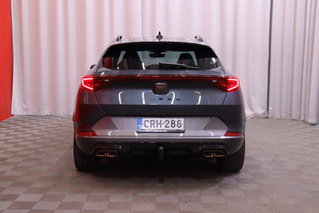 Cupra - Formentor - VZ 1.4 PHEV 180 kW e-HYBRID DSG // 1.om Suomi-Auto / Merkkihuollettu / ACC / P-kamera / Koukku / Carplay / Navi / LED // Cupra - Formentor - VZ 1.4 PHEV 180 kW e-HYBRID DSG // 1.om Suomi-Auto / Merkkihuollettu / ACC / P-kamera / Koukku / Carplay / Navi / LED // - Maastoauto