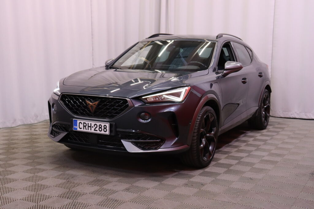 Cupra - Formentor - VZ 1.4 PHEV 180 kW e-HYBRID DSG // 1.om Suomi-Auto / Merkkihuollettu / ACC / P-kamera / Koukku / Carplay / Navi / LED // Cupra - Formentor - VZ 1.4 PHEV 180 kW e-HYBRID DSG // 1.om Suomi-Auto / Merkkihuollettu / ACC / P-kamera / Koukku / Carplay / Navi / LED // - Maastoauto