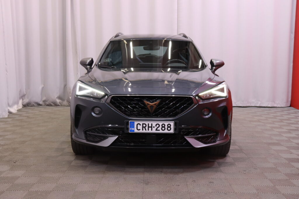 Cupra - Formentor - VZ 1.4 PHEV 180 kW e-HYBRID DSG // 1.om Suomi-Auto / Merkkihuollettu / ACC / P-kamera / Koukku / Carplay / Navi / LED // Cupra - Formentor - VZ 1.4 PHEV 180 kW e-HYBRID DSG // 1.om Suomi-Auto / Merkkihuollettu / ACC / P-kamera / Koukku / Carplay / Navi / LED // - Maastoauto