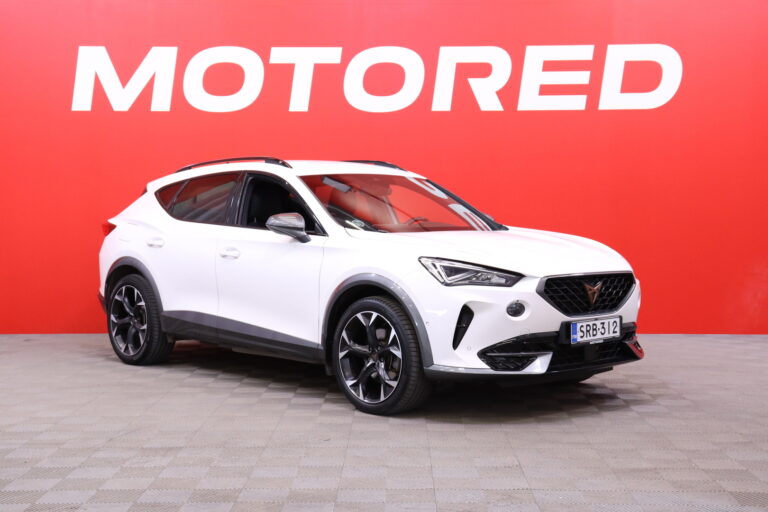 Cupra - Formentor - 1.4 PHEV 150 kW e-HYBRID DSG // Koukku /  Ambient / AppleCar / Kamera / LED / ACC // - Maastoauto