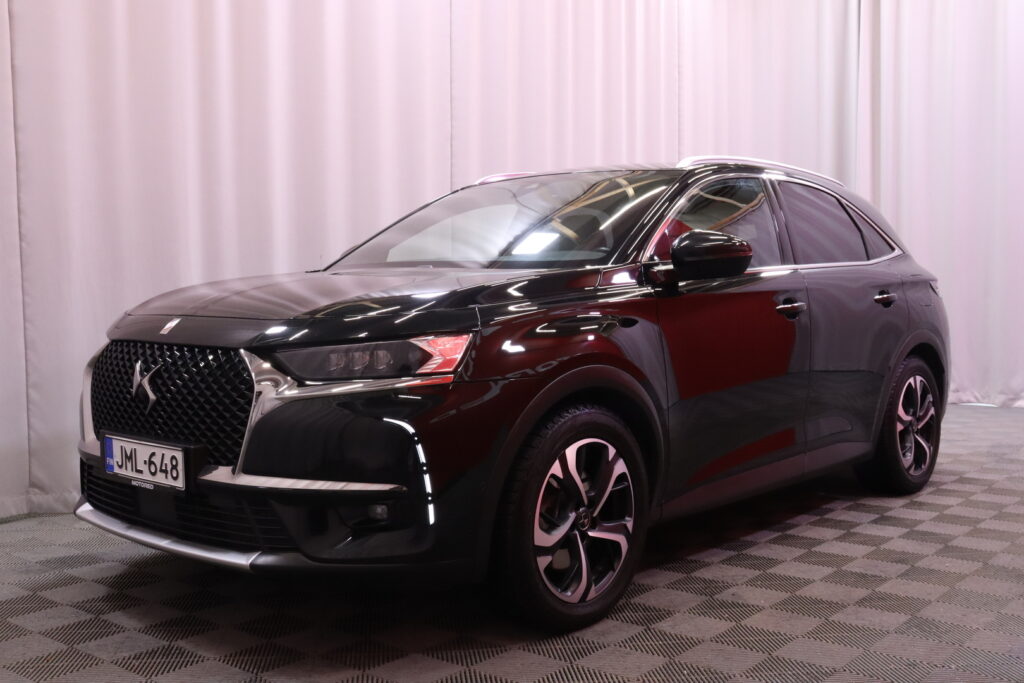 DS - 7 Crossback - E-Tense 4x4 Plug-in Hybrid Grand Chic // Focal Audio System / ACC / LED Vision / SUOMI-auto // DS - 7 Crossback - E-Tense 4x4 Plug-in Hybrid Grand Chic // Focal Audio System / ACC / LED Vision / SUOMI-auto // - Maastoauto
