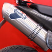 DUCATI - HYPERMOTARD - 1100 // A2 kuristettavissa / Suomi-pyörä / Hiilikuitu / Termignoni / Huoltokirja // - Moottoripyörä