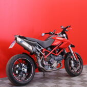 DUCATI - HYPERMOTARD - 1100 // A2 kuristettavissa / Suomi-pyörä / Hiilikuitu / Termignoni / Huoltokirja // - Moottoripyörä
