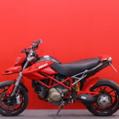 DUCATI - HYPERMOTARD - 1100 // A2 kuristettavissa / Suomi-pyörä / Hiilikuitu / Termignoni / Huoltokirja // - Moottoripyörä