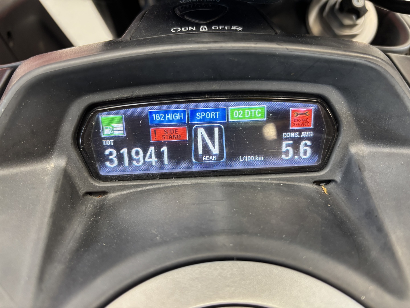 Ducati - Diavel - 1200 // Juuri Saapunut! / Suomi-pyörä / Ajomodet / DTC / ABS // - Moottoripyörä