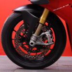 Ducati - PANIGALE V4 - S // Sähköalusta / Shifter / Putkisto! / Wheelie Control / Ajomodet / LED // - Moottoripyörä