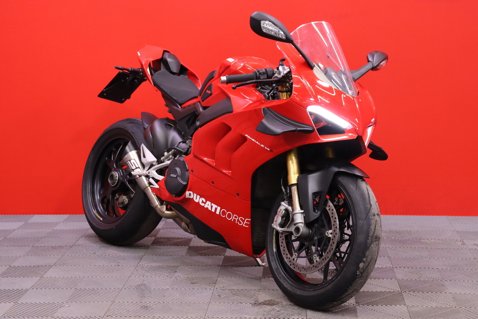 Ducati - PANIGALE V4 - S // Sähköalusta / Shifter / Putkisto! / Wheelie Control / Ajomodet / LED // - Moottoripyörä