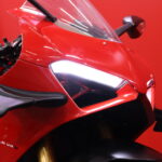 Ducati - PANIGALE V4 - S // Sähköalusta / Shifter / Putkisto! / Wheelie Control / Ajomodet / LED // - Moottoripyörä