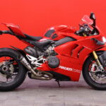Ducati - PANIGALE V4 - S // Sähköalusta / Shifter / Putkisto! / Wheelie Control / Ajomodet / LED // - Moottoripyörä