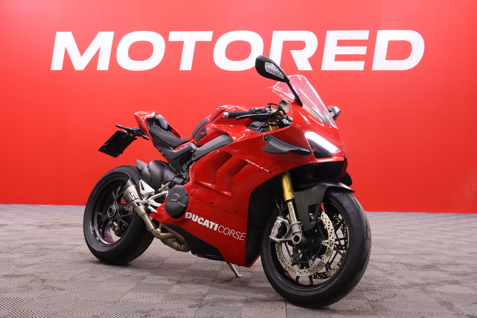 Ducati - PANIGALE V4 - S // Sähköalusta / Shifter / Putkisto! / Wheelie Control / Ajomodet / LED // - Moottoripyörä
