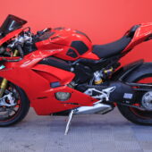 Ducati - PANIGALE V4 - S // Juuri saapunut! / Uudet renkaat / Öhlins / Hiilikuitua / - Moottoripyörä