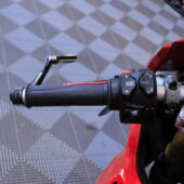Ducati - PANIGALE V4 - S // Juuri saapunut! / Uudet renkaat / Öhlins / Hiilikuitua / - Moottoripyörä