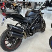 Ducati - STREETFIGHTER - 848 // Arrow / Brembo / Teräspunoletkut / Säädettävät kahvat / Siisti! // - Moottoripyörä