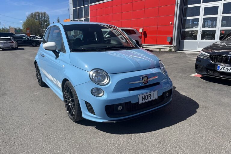 Fiat Abarth - 500 - 1,4 T-Jet 135hv Abarth Competizione // Sporttipenkit / Blue&me / P.tutka / Sumuvalot / ilmastointi // - Viistoperä