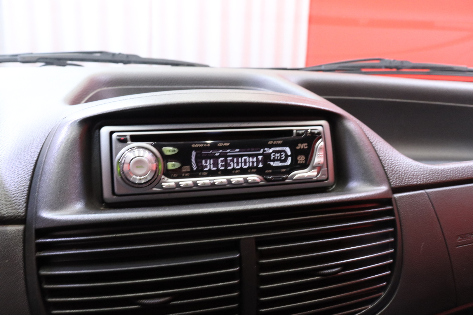 Fiat - Punto - 2D PUNTO HATCHBACK 1.2 // Radio / Ilmastointi / Lohkolämmitin + sisähaara / Mukitelineet / Kangaspenkit // - Viistoperä