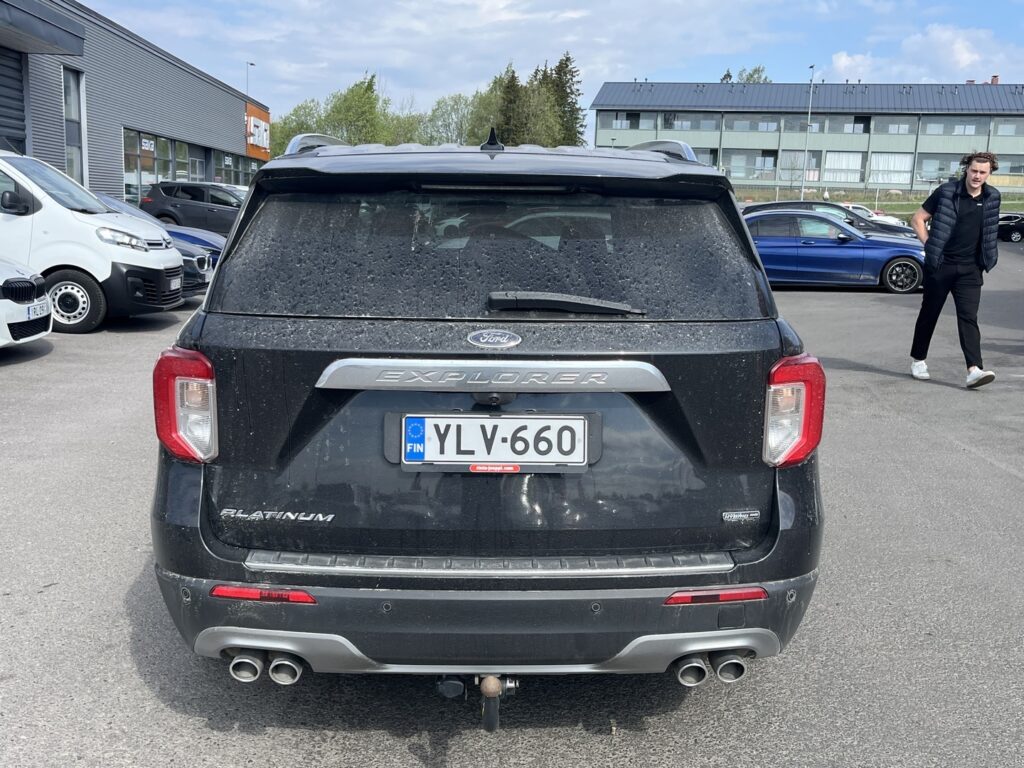 Ford - Explorer - 3,0 V6 Ecoboost 457hv PHEV A10 AWD Platinum 5-ovinen Ford - Explorer - 3,0 V6 Ecoboost 457hv PHEV A10 AWD Platinum 5-ovinen - Maastoauto