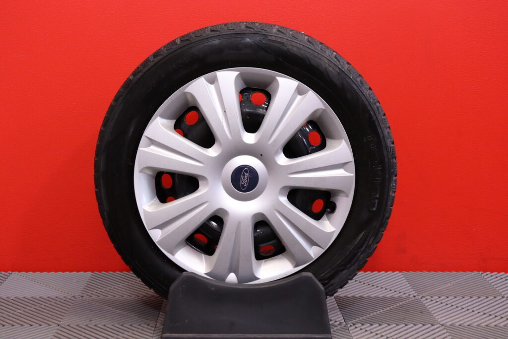 tuotekuva-Ford-Focus-ZKB-886-2026-05-22-130523-21 tuotekuva-Ford-Focus-ZKB-886-2026-05-22-130523-21