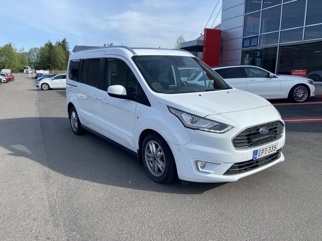 Ford - Grand Tourneo Connect - 1,5 TDCi 120 hv A8 Titanium 5-ovinen Ford - Grand Tourneo Connect - 1,5 TDCi 120 hv A8 Titanium 5-ovinen - Tila-auto