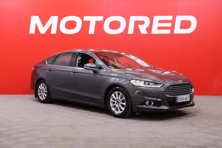 Ford - Mondeo - 1,5 TDCi 120hv ECOnetic M6 Titanium Business 5D // Vetokoukku / Navi / Bluetooth / Webasto / LED / Peruutuskamera // - Viistoperä