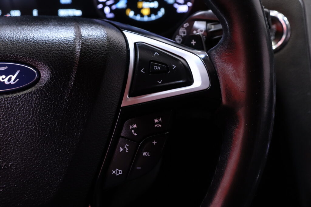 tuotekuva-Ford-Mondeo-RTS-507-2026-05-21-144942-17 tuotekuva-Ford-Mondeo-RTS-507-2026-05-21-144942-17