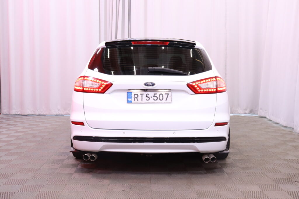 Ford - Mondeo - 2,0 TDCi 150hv PowerShift Titanium Wagon // Webasto / Tähtikatto / AppleCarPlay / Navi / LED / Kamera // Ford - Mondeo - 2,0 TDCi 150hv PowerShift Titanium Wagon // Webasto / Tähtikatto / AppleCarPlay / Navi / LED / Kamera // - Farmari