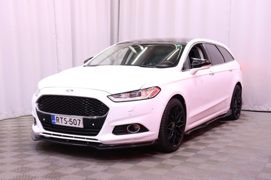 Ford - Mondeo - 2,0 TDCi 150hv PowerShift Titanium Wagon // Webasto / Tähtikatto / AppleCarPlay / Navi / LED / Kamera // Ford - Mondeo - 2,0 TDCi 150hv PowerShift Titanium Wagon // Webasto / Tähtikatto / AppleCarPlay / Navi / LED / Kamera // - Farmari