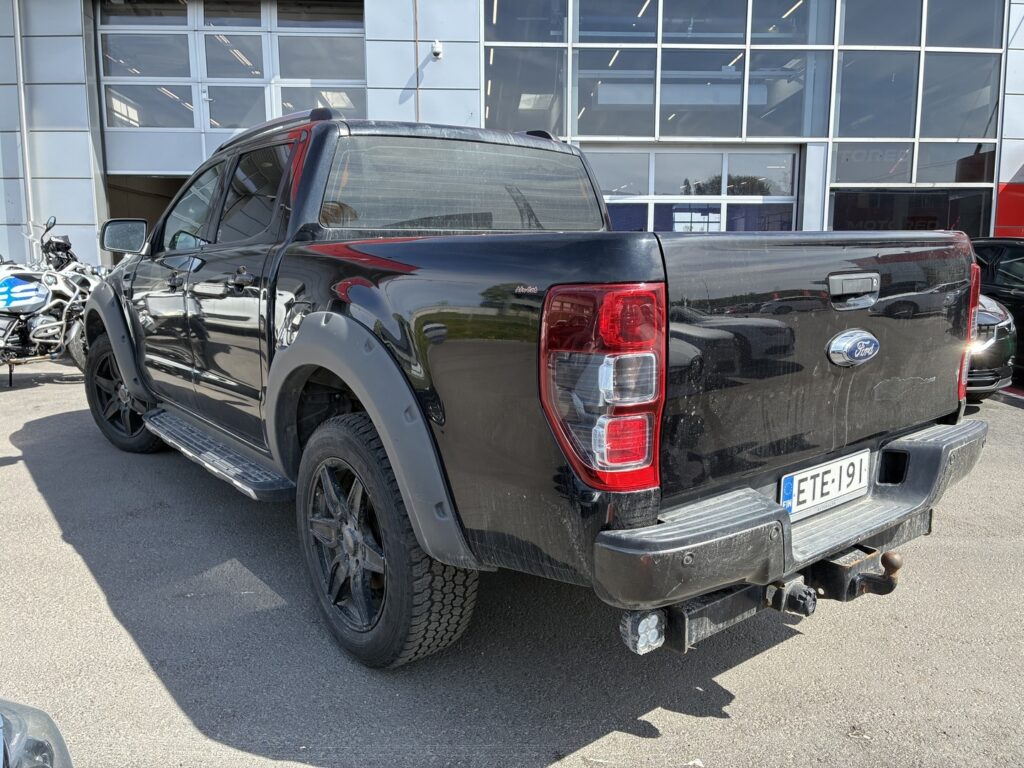 Ford - Ranger - Double Cab 3,2TDCi 200 hv A6 4x4 Wildtrak Ford - Ranger - Double Cab 3,2TDCi 200 hv A6 4x4 Wildtrak - Avolava