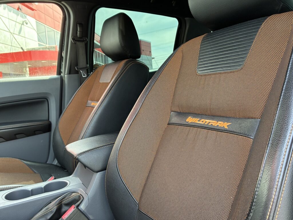 Ford - Ranger - Double Cab 3,2TDCi 200 hv A6 4x4 Wildtrak Ford - Ranger - Double Cab 3,2TDCi 200 hv A6 4x4 Wildtrak - Avolava