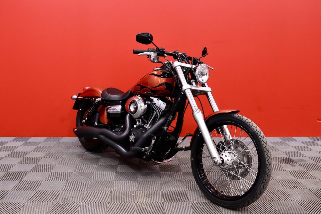 Harley-Davidson - DYNA - FXDWG Dyna Wide Glide // Suomi-pyörä / Vance & Hines / Huoltomuistio // Harley-Davidson - DYNA - FXDWG Dyna Wide Glide // Suomi-pyörä / Vance & Hines / Huoltomuistio // - Moottoripyörä