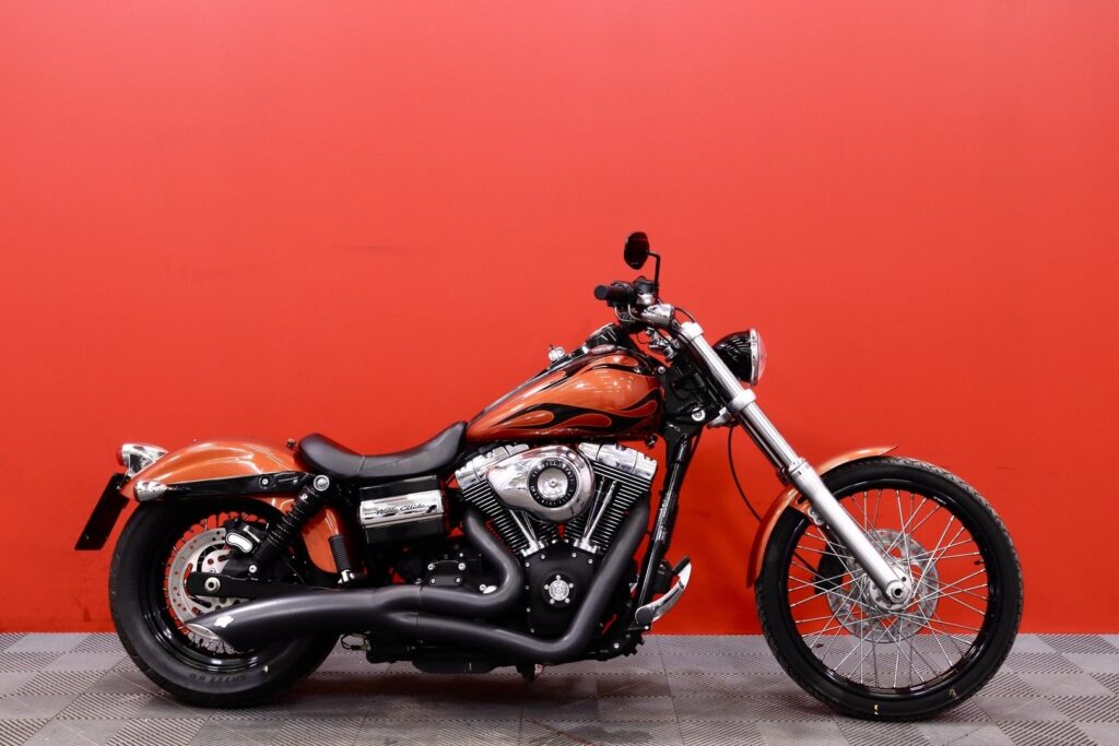 Harley-Davidson - DYNA - FXDWG Dyna Wide Glide // Suomi-pyörä / Vance & Hines / Huoltomuistio // Harley-Davidson - DYNA - FXDWG Dyna Wide Glide // Suomi-pyörä / Vance & Hines / Huoltomuistio // - Moottoripyörä