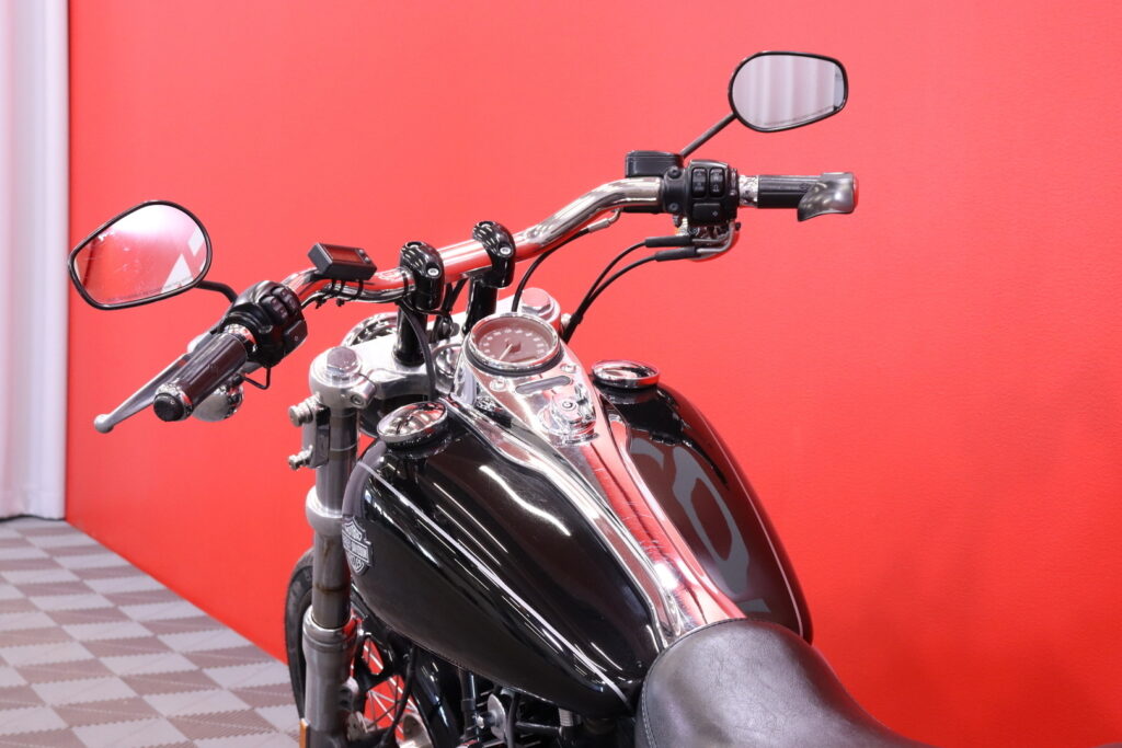 Harley-Davidson - DYNA - FXDWG Dyna Wide Glide // Huoltokirja / Sivulaukut / Juuri saapunut! // Harley-Davidson - DYNA - FXDWG Dyna Wide Glide // Huoltokirja / Sivulaukut / Juuri saapunut! // - Moottoripyörä