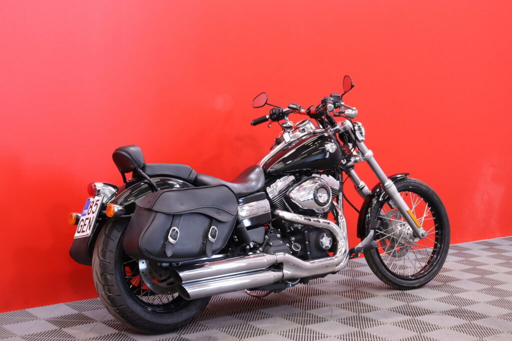 Harley-Davidson - DYNA - FXDWG Dyna Wide Glide // Huoltokirja / Sivulaukut / Juuri saapunut! // Harley-Davidson - DYNA - FXDWG Dyna Wide Glide // Huoltokirja / Sivulaukut / Juuri saapunut! // - Moottoripyörä