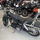 Harley-Davidson - DYNA - FXDF Dyna Fat Bob // Suomipyörä / V&H / Huoltokirja / Sissybar - Moottoripyörä