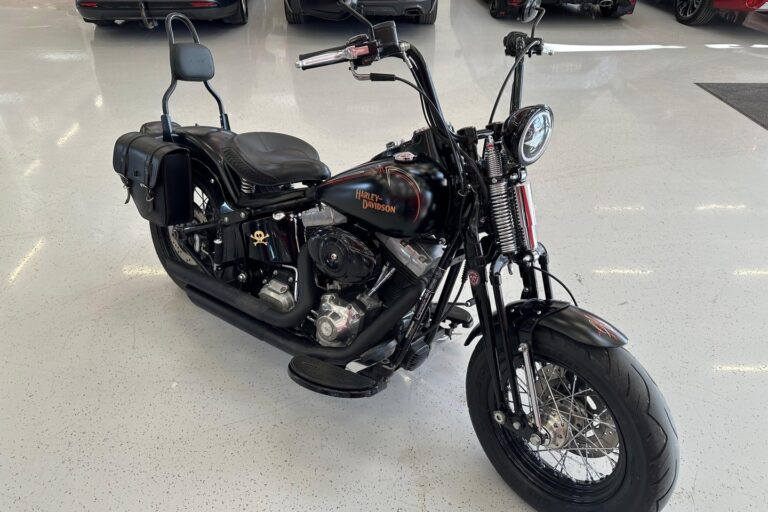 Harley-Davidson - SOFTAIL - FLSTSB X-Bones // Suomi-pyörä / Bassani / Juuri saapunut // - Moottoripyörä