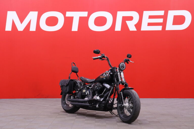 Harley-Davidson - SOFTAIL - FLSTSB X-Bones // Suomi-pyörä / Bassani / Juuri saapunut // - Moottoripyörä
