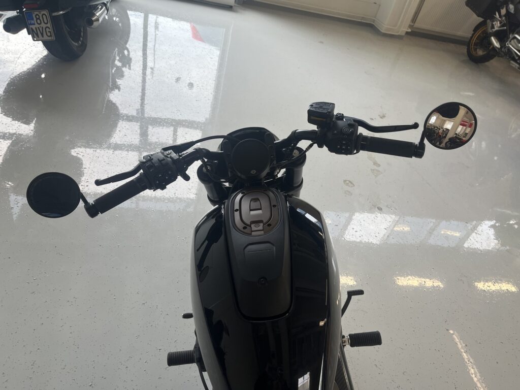 Harley-Davidson - SPORTSTER - XL 1200 Sportster S Sportster Sport Harley-Davidson - SPORTSTER - XL 1200 Sportster S Sportster Sport - Moottoripyörä