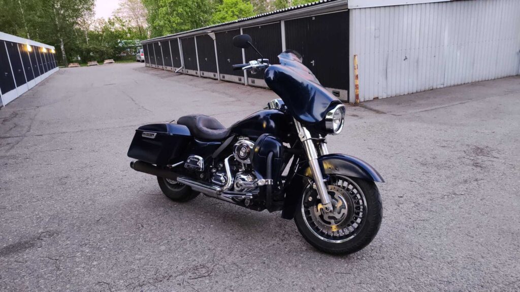 Harley-Davidson - TOURING - FLTHTK Electra Glide Ultra Limited // Öhlins / Popit / Laukut /Vakkari // Harley-Davidson - TOURING - FLTHTK Electra Glide Ultra Limited // Öhlins / Popit / Laukut /Vakkari // - Moottoripyörä