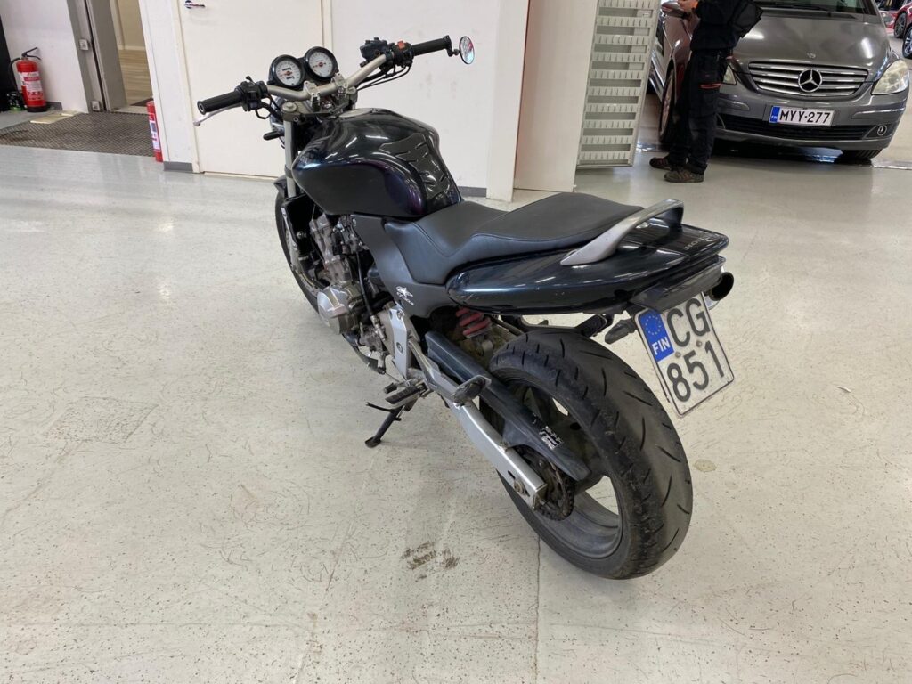 Honda - CB - 600 F Hornet // Myydään Huutokaupat.com // Honda - CB - 600 F Hornet // Myydään Huutokaupat.com // - Moottoripyörä