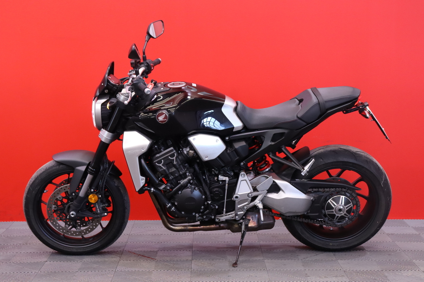 Honda - CB - 1000R // Yoshimura / Ajomodet / ABS / Huoltokirja / LED // - Moottoripyörä