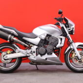 Honda - CB - 900 F Hornet // Suomi-pyörä / Erittäin hienossa kunnossa! / Huoltomuistio / Slipari // - Moottoripyörä
