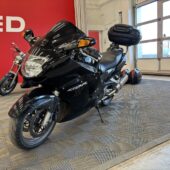 Honda - CBR - 1100 XX Super Blackbird // Juuri saapunut! / Dominator / Suomi-pyörä / 3x laukut // - Moottoripyörä