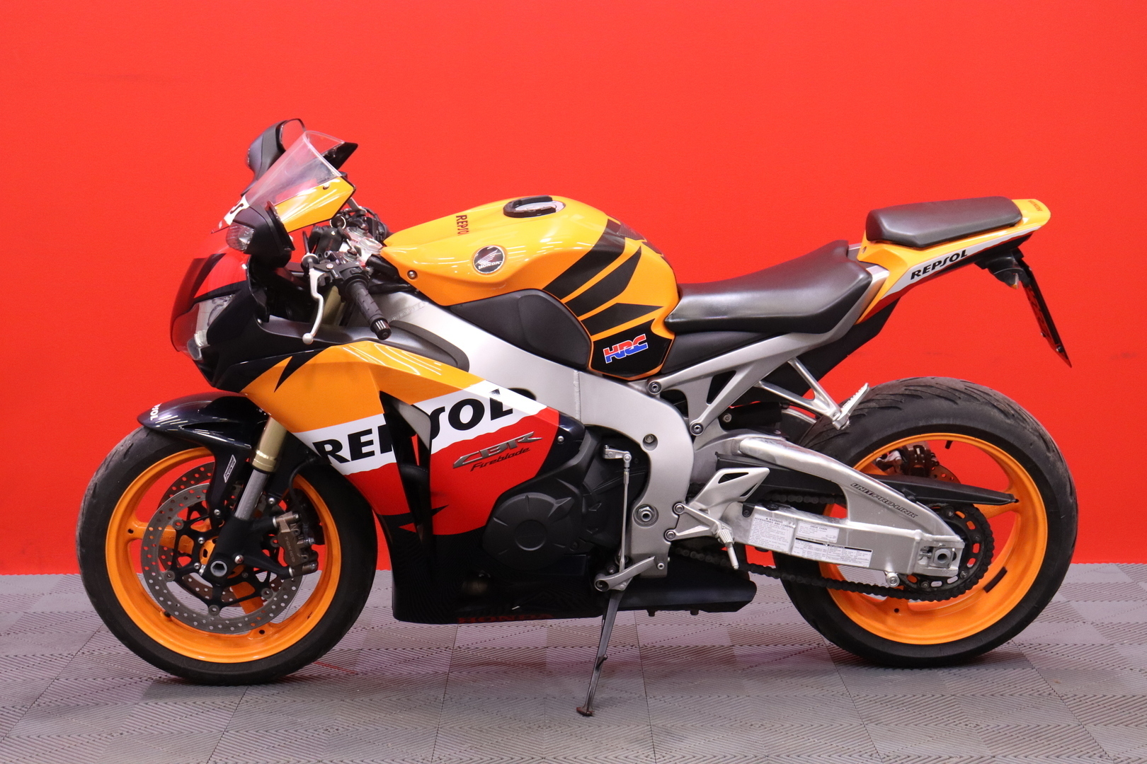 Honda - CBR - 1000 RR Fireblade // Suomi-Pyörä / Akrapovic / ABS / Huoltokirja // - Moottoripyörä