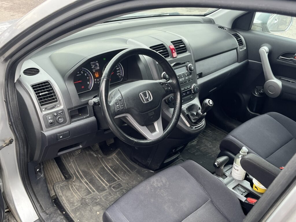 Honda - CR-V - 5D CR-V 2.0I MPV-RE57-4X4/263 Honda - CR-V - 5D CR-V 2.0I MPV-RE57-4X4/263 - Tila-auto