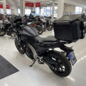 Honda - NC - 750XD // Juuri saapunut! / 1. Om / Suomipyörä / Tehdastakuu / Takalaukku / Leovince // - Moottoripyörä