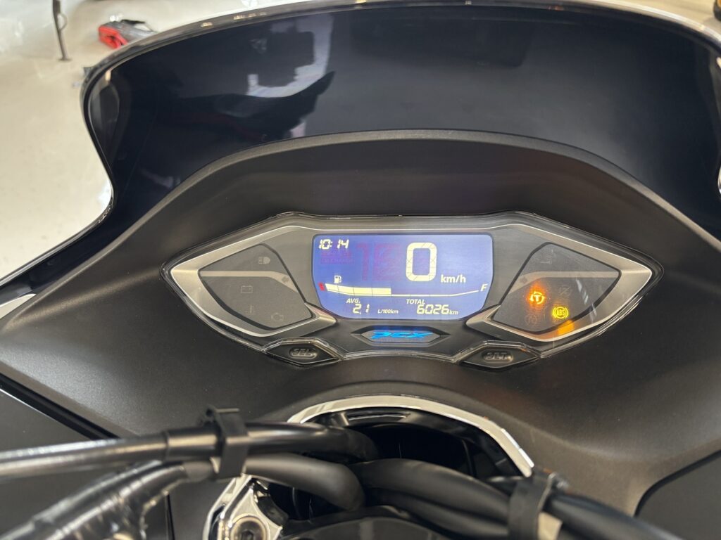 Honda - PCX - 125 // Myydään Huutokaupat.com // Honda - PCX - 125 // Myydään Huutokaupat.com // - Moottoripyörä