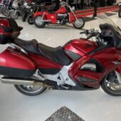 Honda - ST - 1300 Pan European ABS // Geelipenkki / 3x-laukut / Suomi-pyörä // - Moottoripyörä