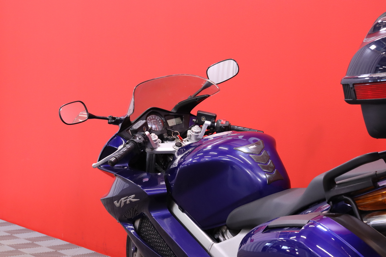 Honda - VFR - 800 VTEC  // Suomi-pyörä / DCBS / 3x laukut // - Moottoripyörä